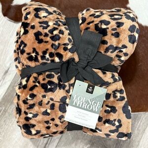 Leopard Print Lounge Throw